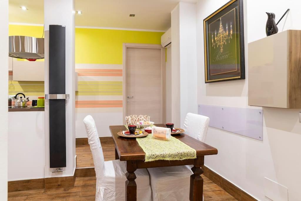 Lily'S - Near Harbor And Downtown With Terrace - Italy Flat Vacation Apartment Genoa Luaran gambar