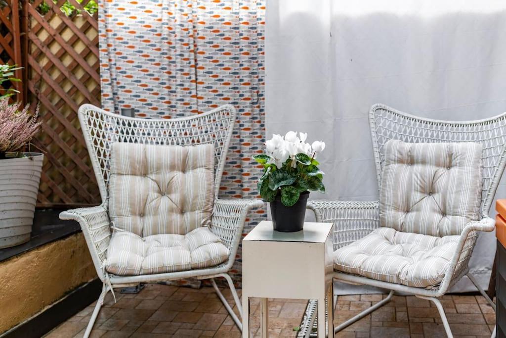 Lily'S - Near Harbor And Downtown With Terrace - Italy Flat Vacation Apartment Genoa Luaran gambar