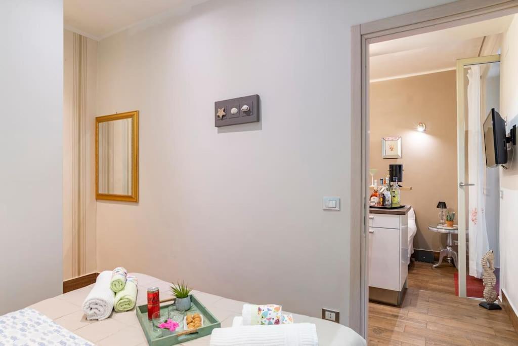 Lily'S - Near Harbor And Downtown With Terrace - Italy Flat Vacation Apartment Genoa Luaran gambar